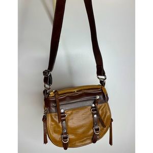 Tano Crossbody Leather Purse